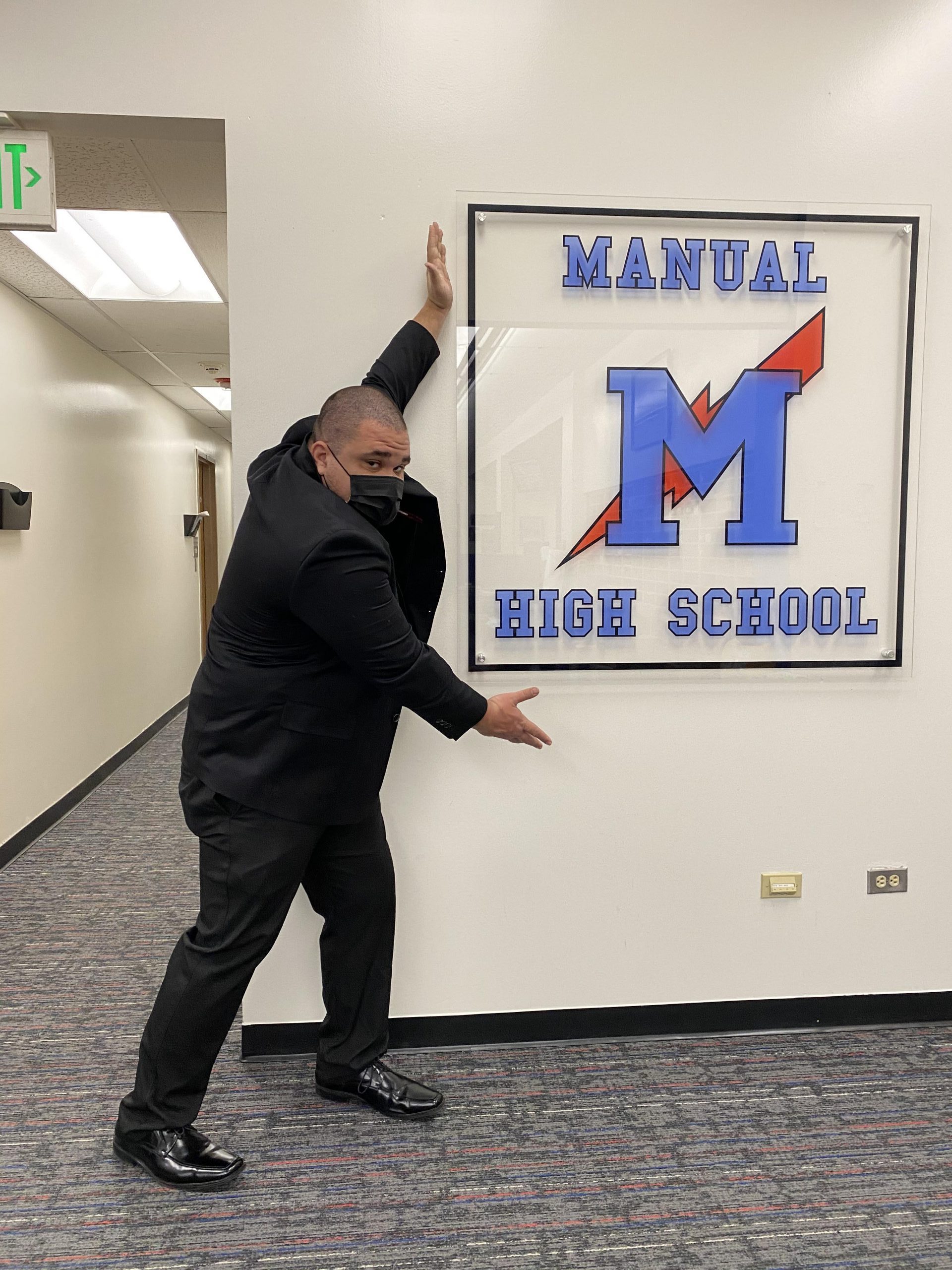 Manual High School » Thunderbolts in Action